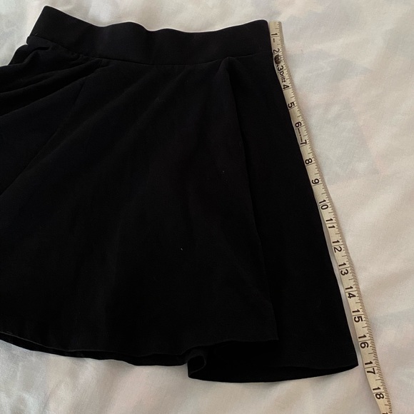 Black Skirt - Picture 5 of 5